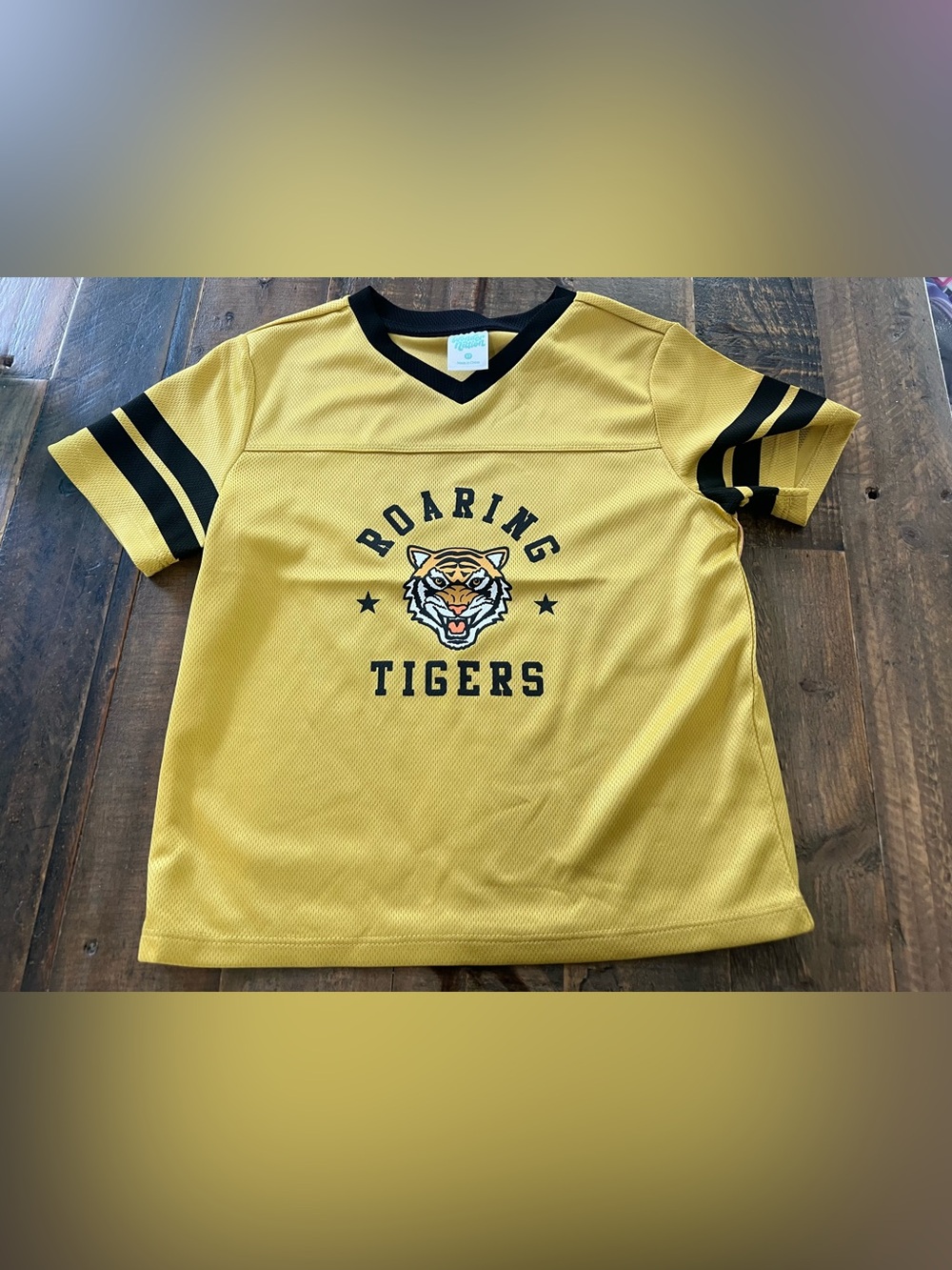 Wonder Nation Roaring Tigers Football tee size 5T new